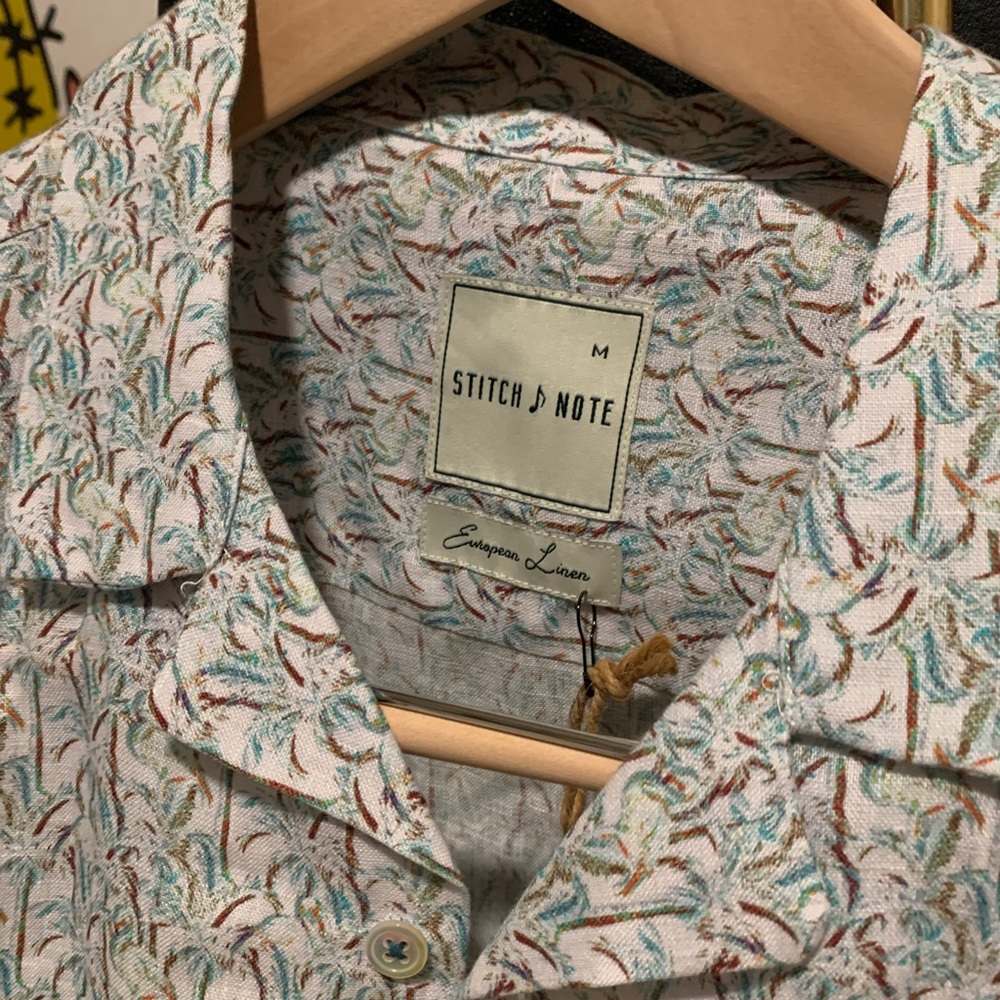 Stitch Note Button Up - Picture 2 of 6